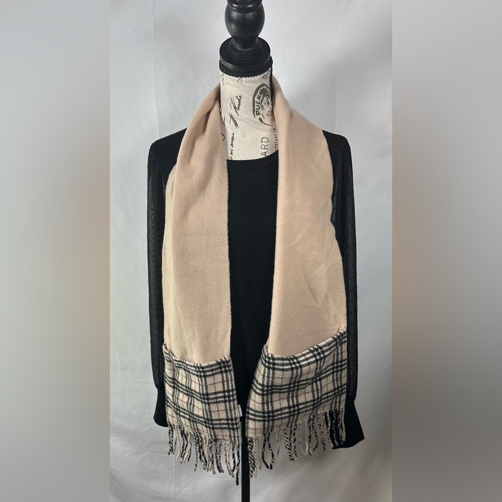 Burberry Kids Check Scarf in Beige and Black - Picture 7 of 9